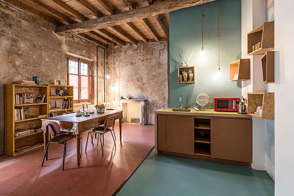 Un posto a Milano - guesthouse all'interno di una cascina del 700