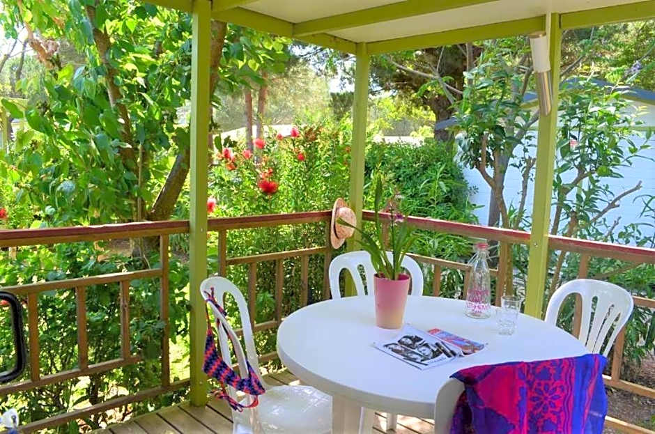Camping La Pinede Enchantee