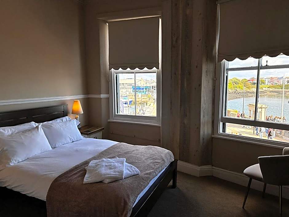 Admiral MacBride Bed & Breakfast