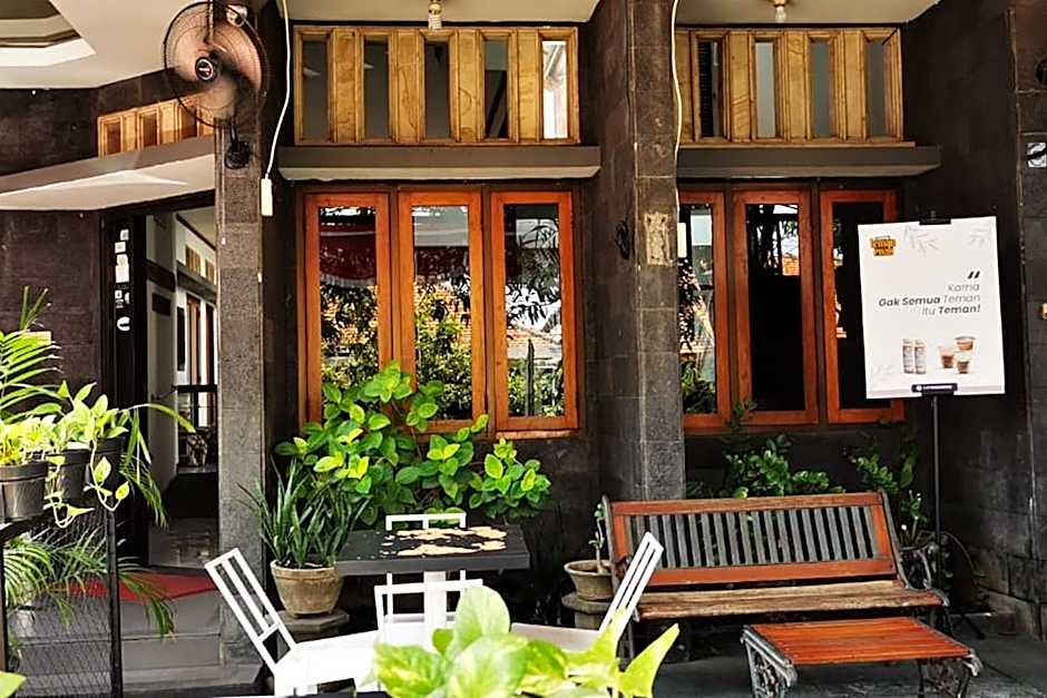 Dinnar Homestay Gayungan Syariah RedPartner