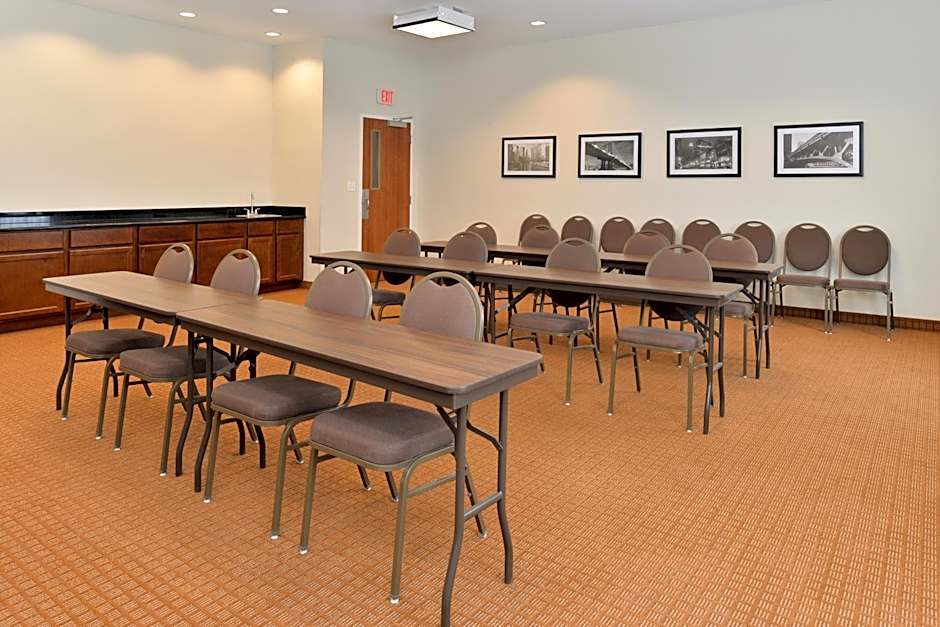 Sleep Inn & Suites Meridian - Bonita Lakes