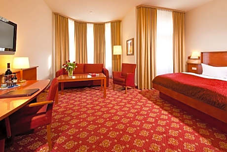 Deluxe Double Room, Balcony (2 Twin Beds)