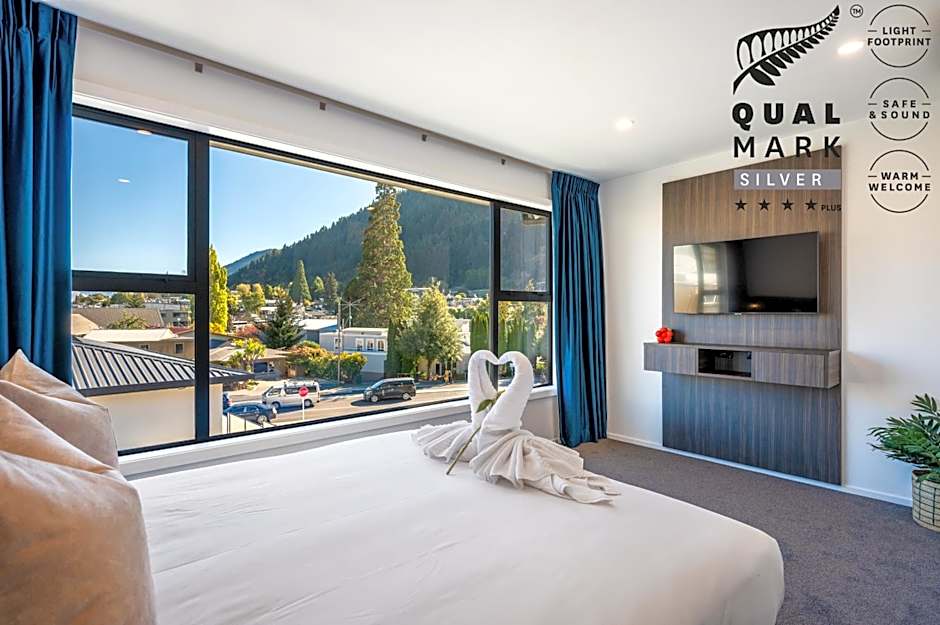 Luxe Suites & Apartments