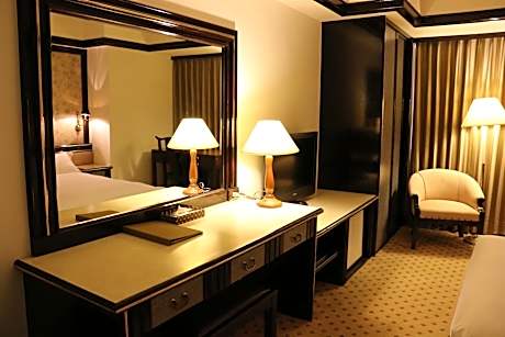 2 Double Rooms with Private Bathroom