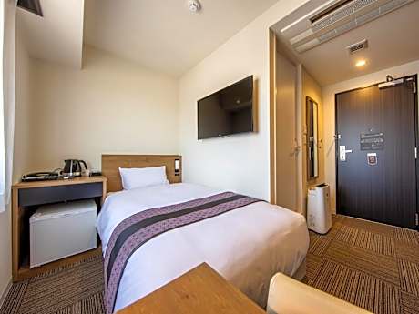 Economy Single Room