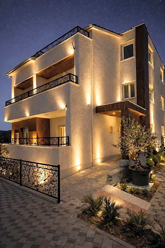 lo͝or luxury retreat