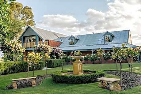 Lawson Lodge