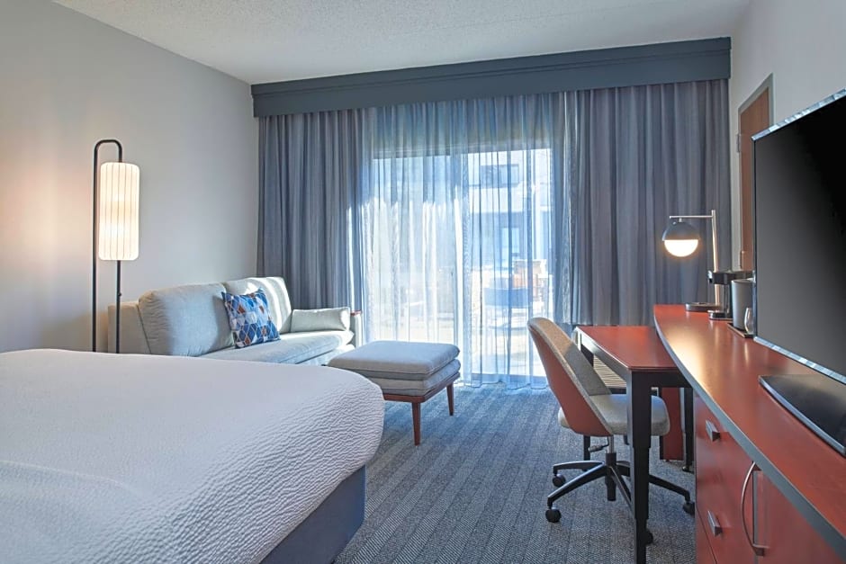 Courtyard by Marriott Chicago Lincolnshire