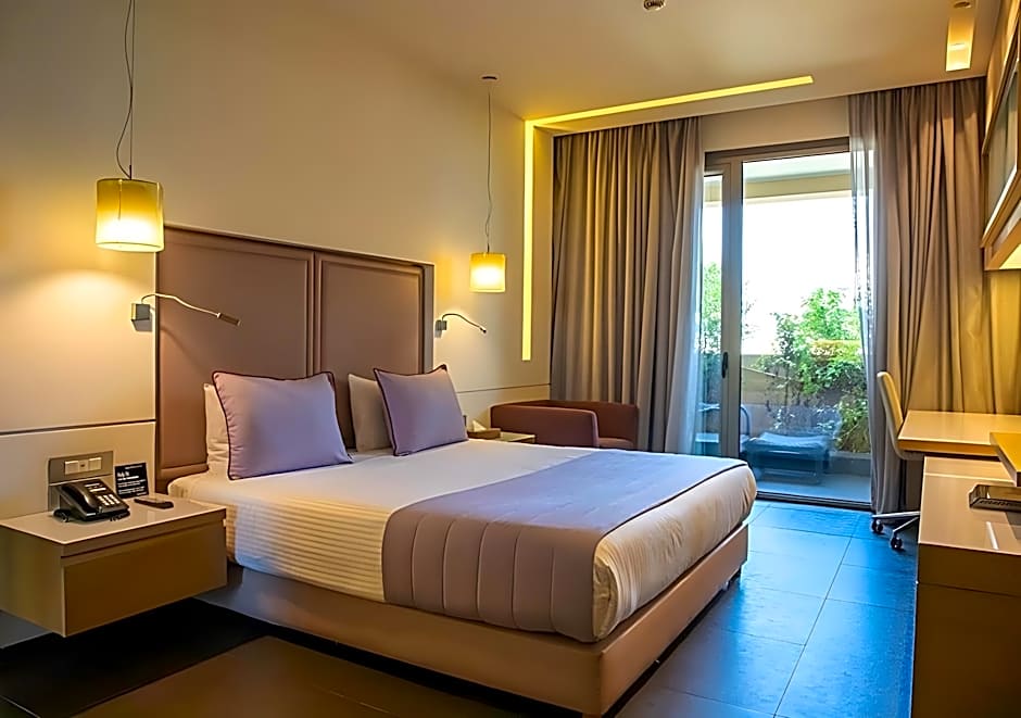 Saifi Suites