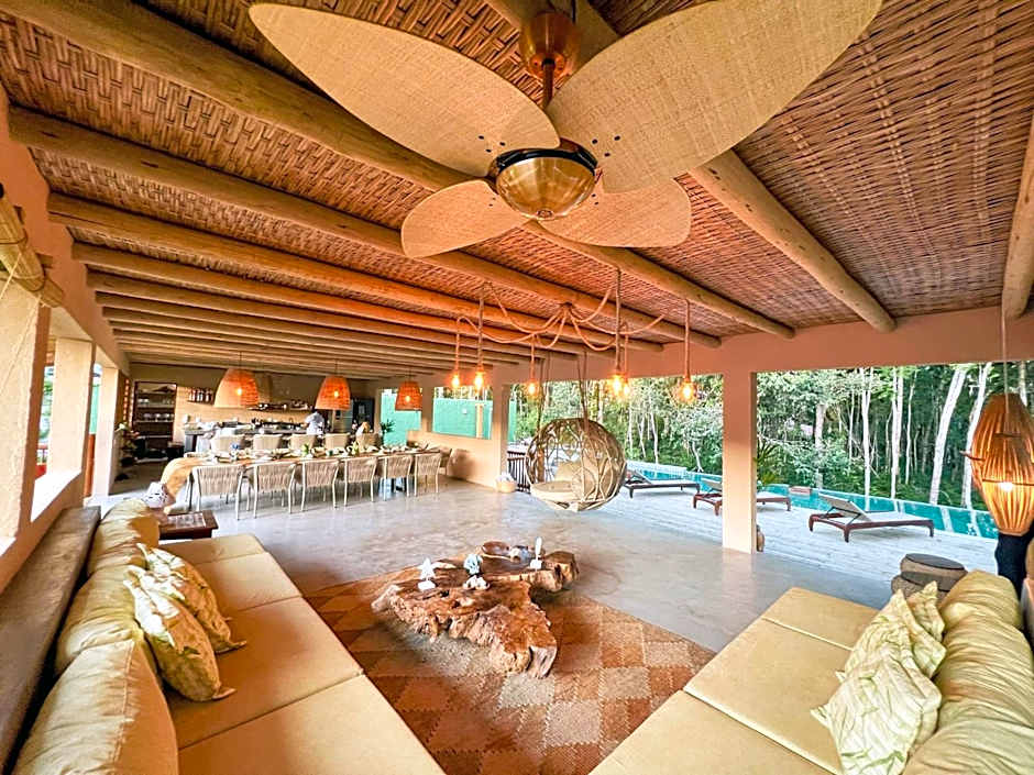 Boate, Beach Tennis & bangalôs STAFF Completo