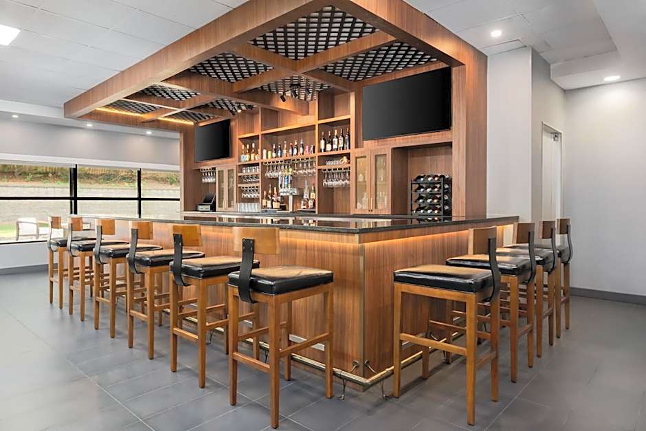 Four Points by Sheraton College Park Atlanta Airport