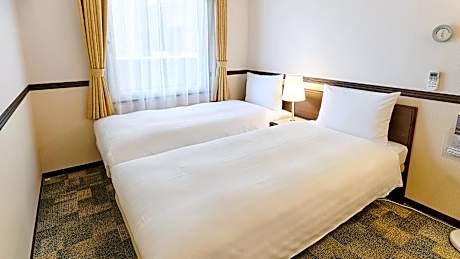 Twin Room - Non-Smoking