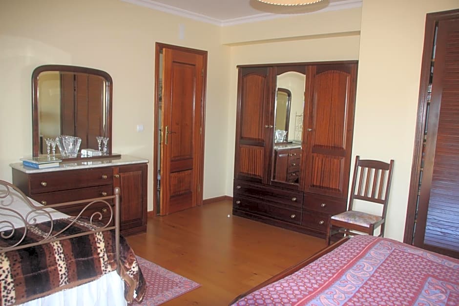 Quartos em vivenda serra da Estrela