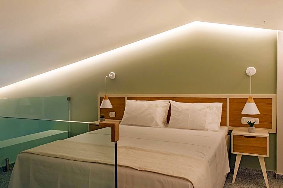 Eco Green Residences & Suites PC