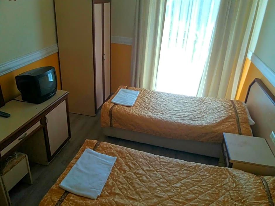 Kleopatra Bebek Hotel