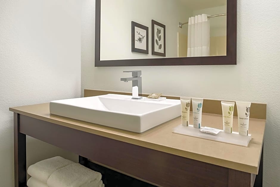 Country Inn & Suites by Radisson Romeoville - Bolingbrook