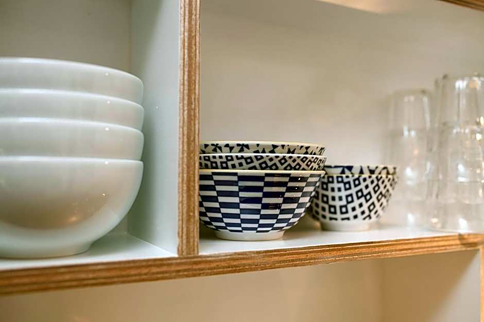 hip & stylish apartment in center, near trainstation, 15 min walk