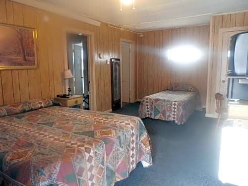 Sage and Sand Motel