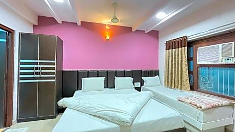 Comfort Triple Room