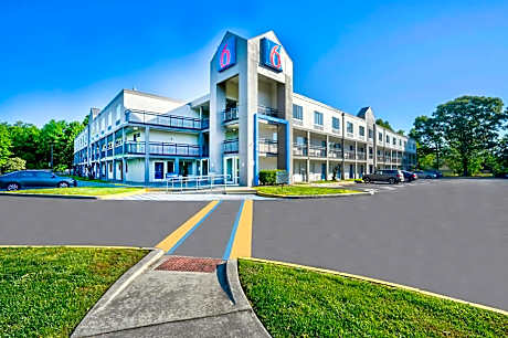 Motel 6 Virginia Beach