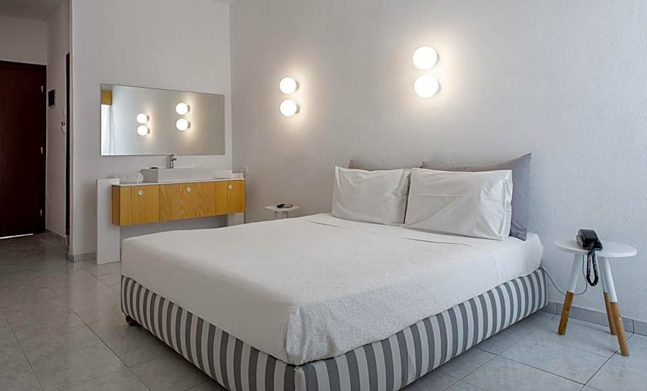 Alkistis Beach Hotel