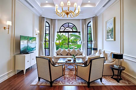 3-Bedroom Villa Garden View With Private Pool