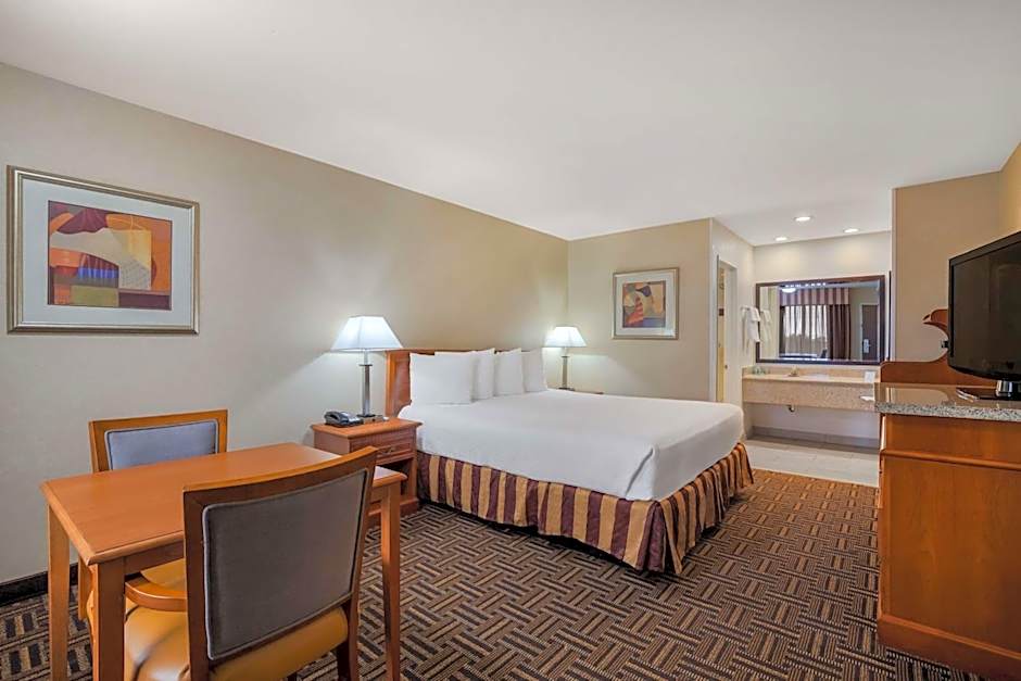 Best Western Norwalk Inn