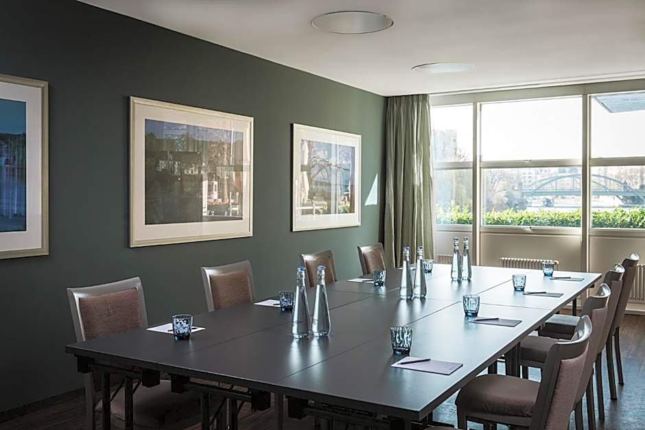 AMERON Berlin ABION Spreebogen Waterside