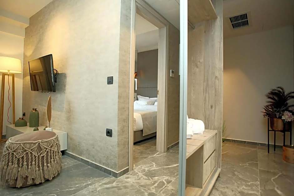 Athinais Luxury Apartments