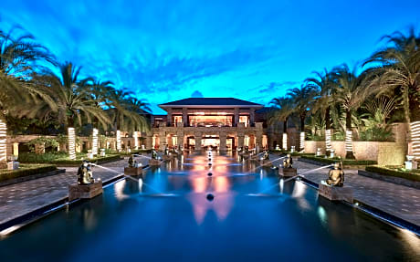 Sanya Haitang Bay Wanda Reign Resort Hotel