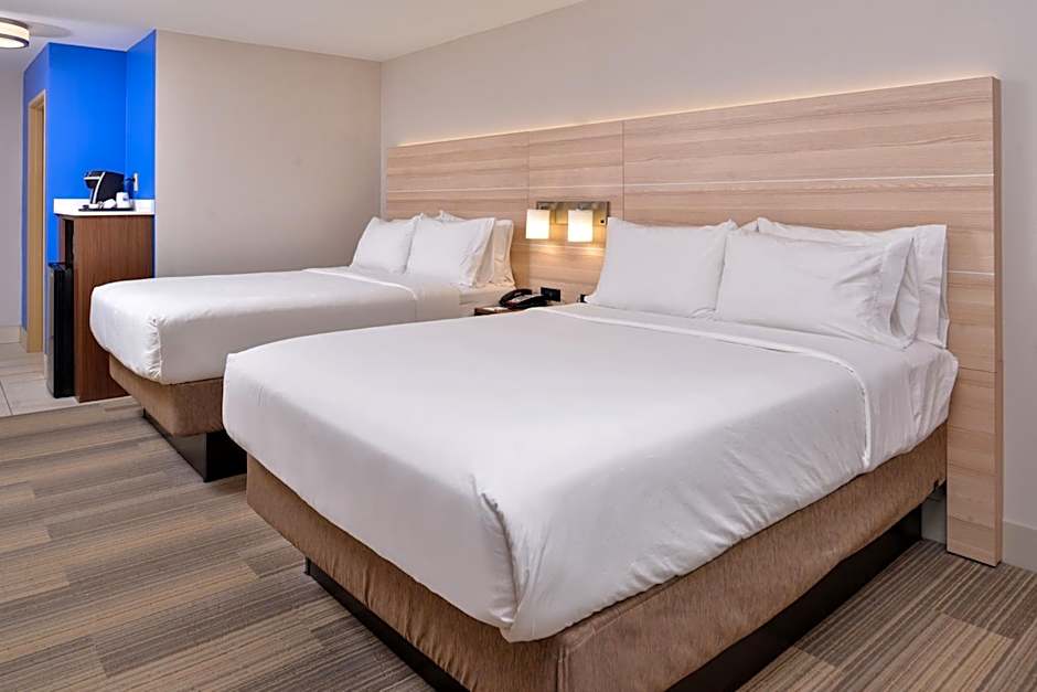 Holiday Inn Express Hotel and Suites Cincinnati - Mason By IHG