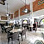 Hotel Castillo Huatulco & Beach Club