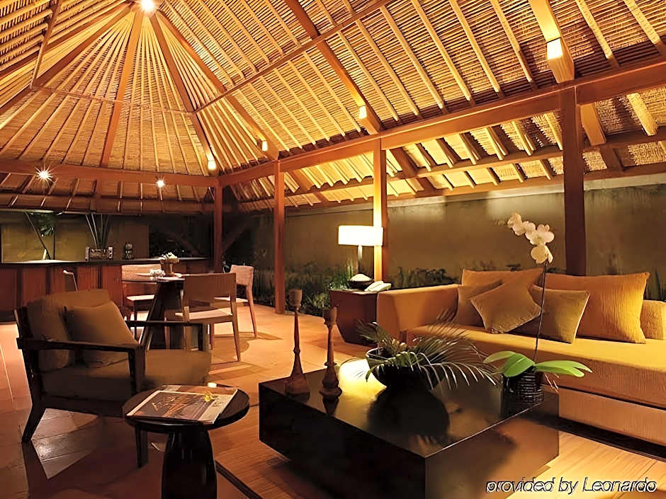 Mayaloka Villas Seminyak 