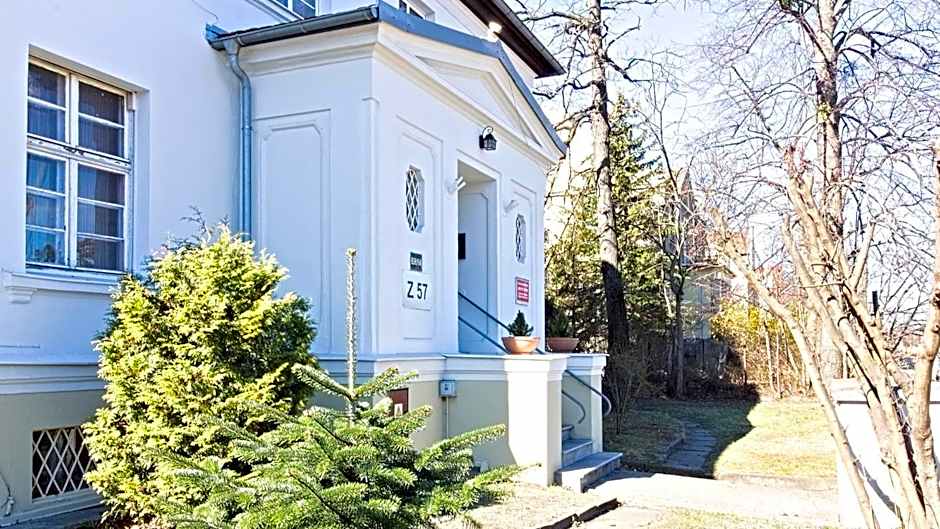 LC pokoje & apartamenty Z57