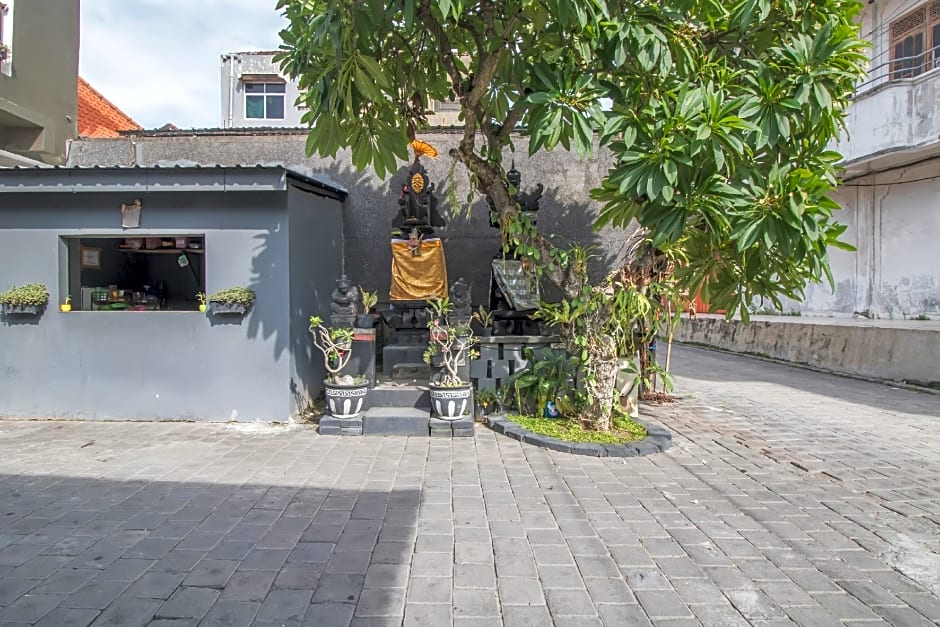 OYO 2836 Sekar Sari Residence