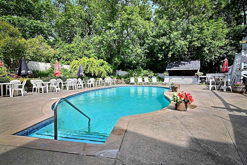 Auberge Lakeview Inn