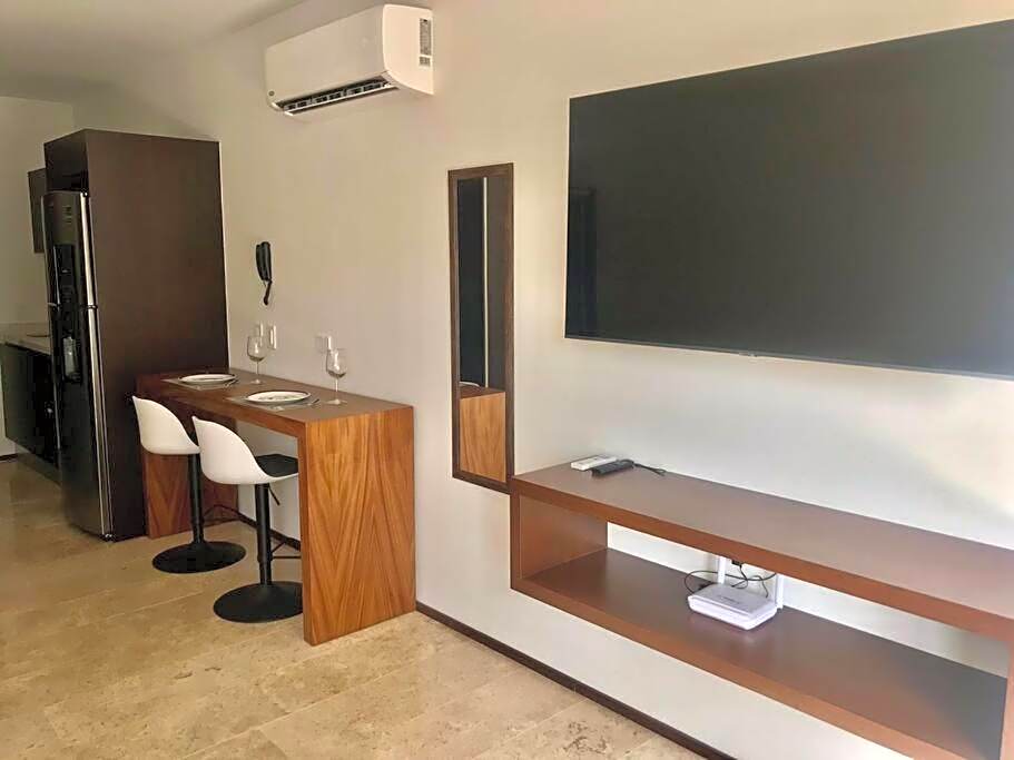 218 Stylish Studio Delux Condo Fast Wifi