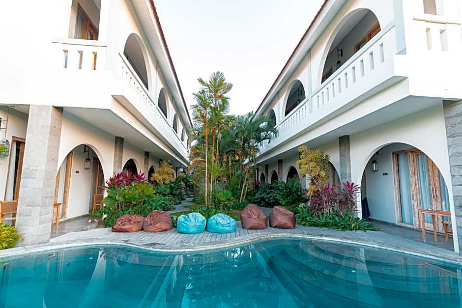 MAHALONA BALI STAY