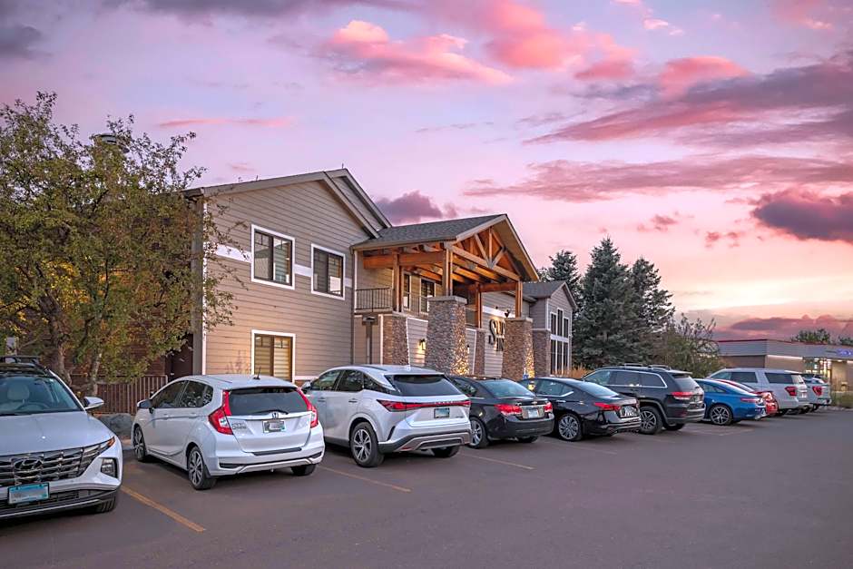 Best Western Plus Superior Inn