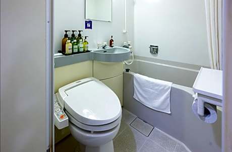 Ladies Single Room - Non-Smoking