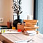 Levy's Rooms & Breakfast