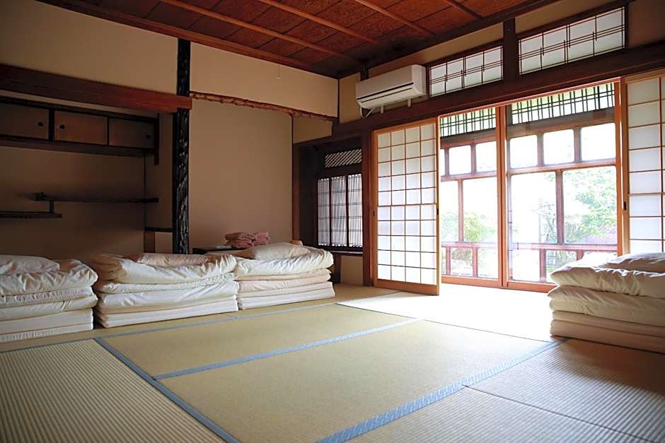 Yuzan Guesthouse