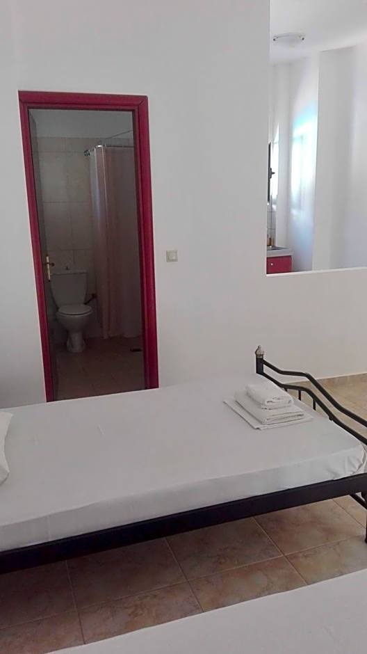 Sfinias Apartments
