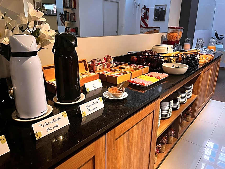 Alpino Hotel
