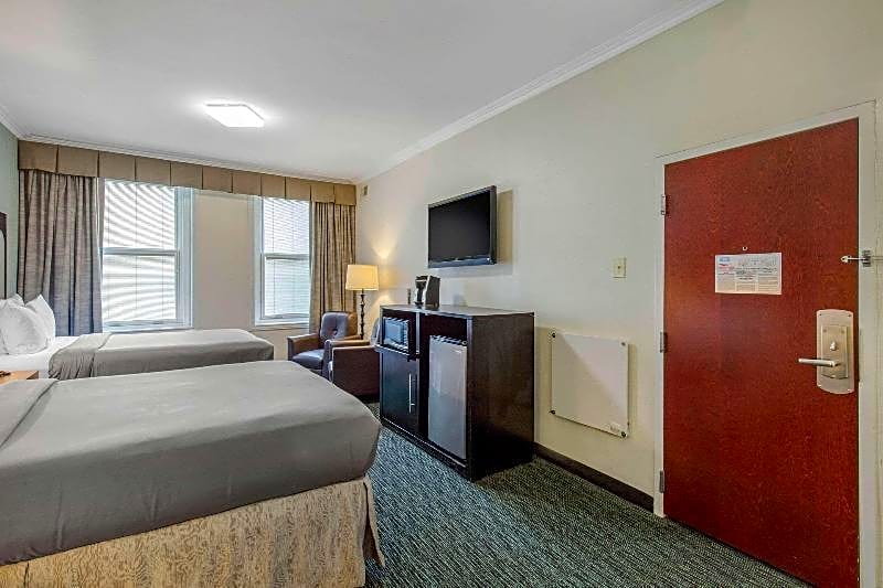 Red Lion Inn & Suites Philadelphia