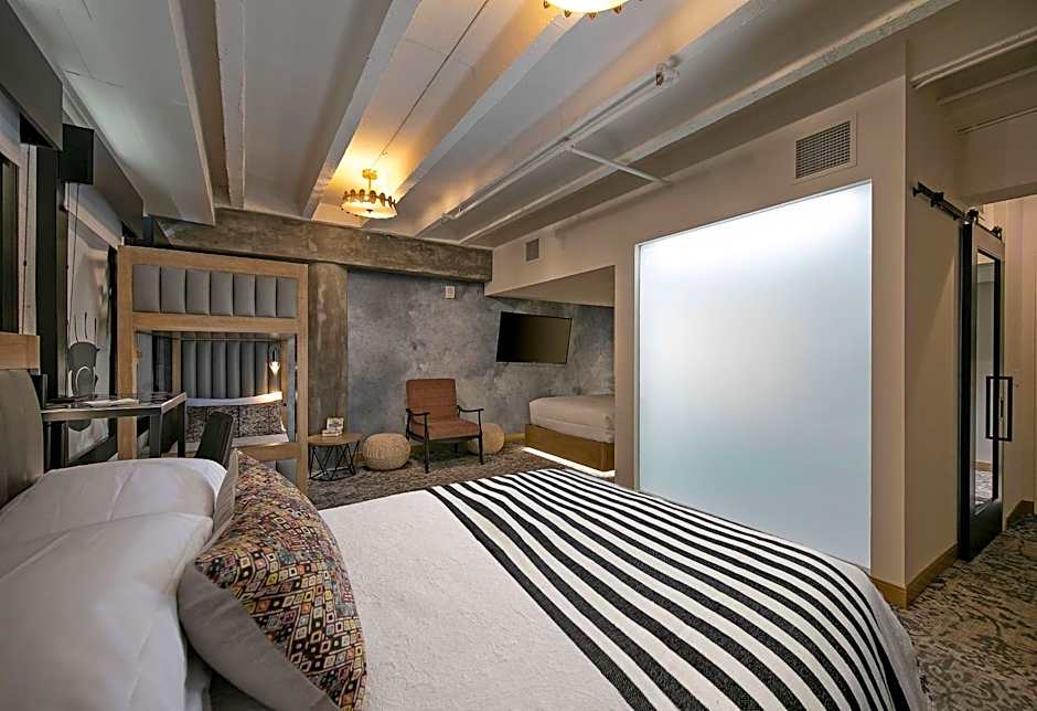 The Wayfarer Downtown LA, Tapestry Collection by Hilton