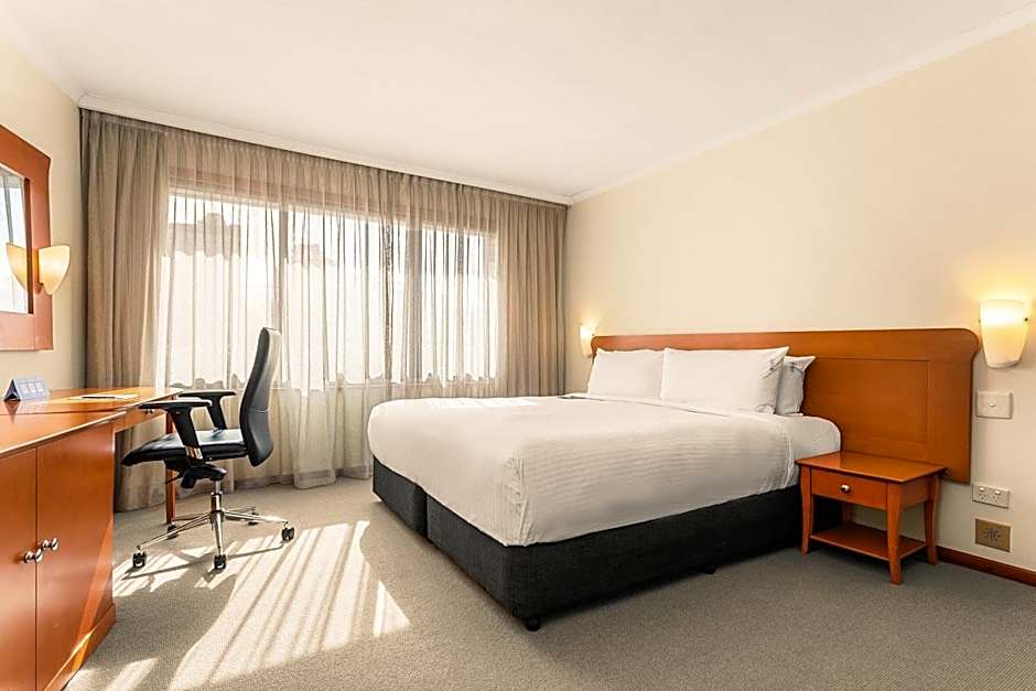 Photo 1 of 2 of 1 Queen Bed, Accessible