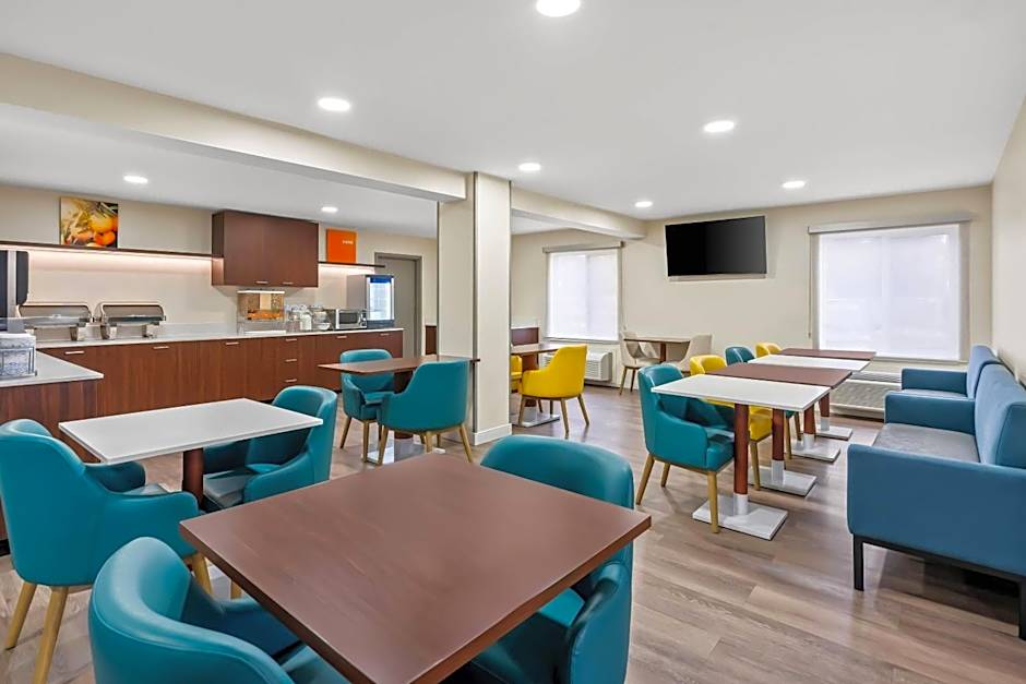 Comfort Inn & Suites Salt Lake City I-80 I-15 Downtown