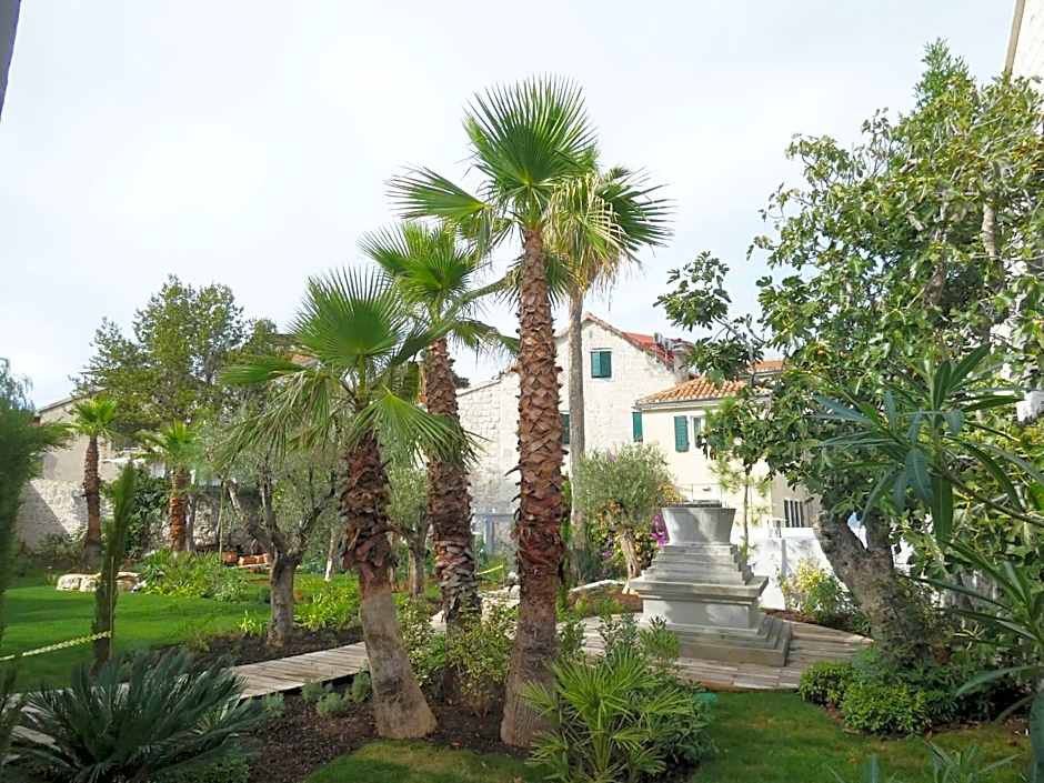 Divota Apartment Hotel