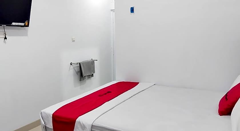 RedDoorz near Universitas Siliwangi 2